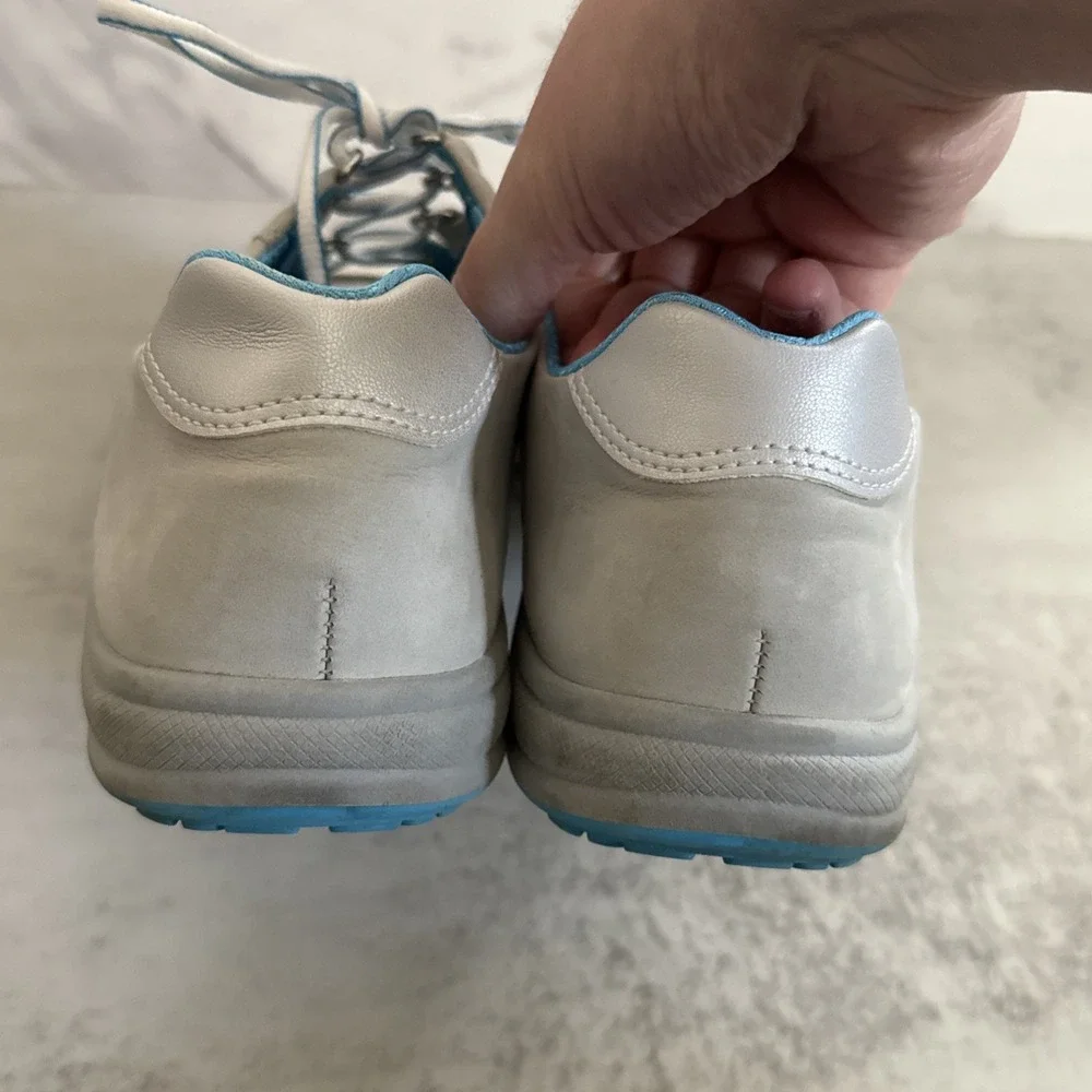 SAS Walking Shoes Women 9.5 WW Extra Wide White Gray Comfort Sneakers